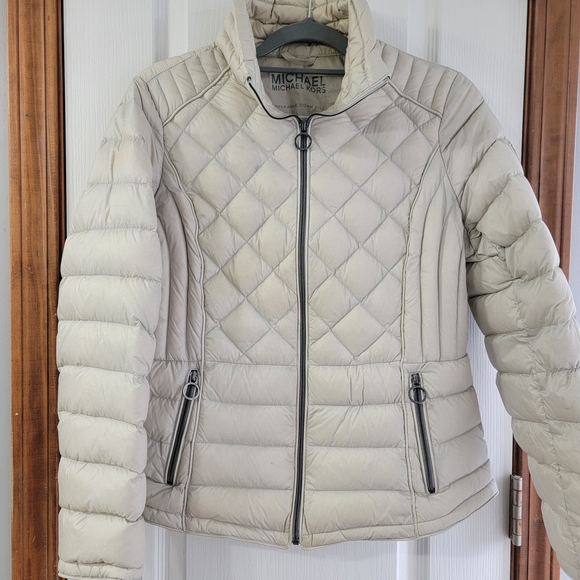 Michael Kors Women's Cream Quilted Jacket - Picture 1 of 5